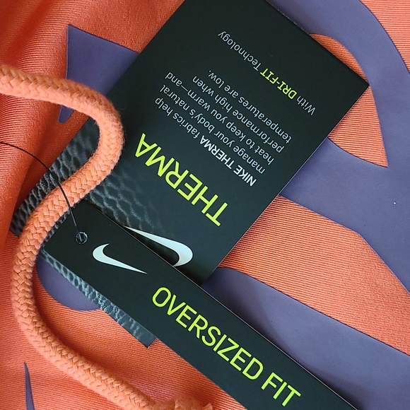 LAST 1!! Nike XXL Therma Oversized Fit Sweatshirt - Picture 6 of 9